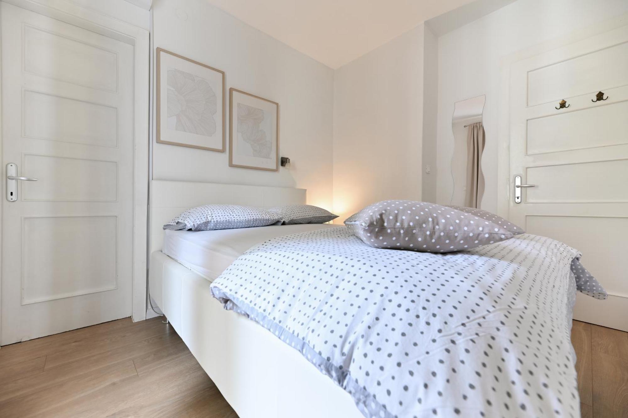 Near Zadar City Center Apartment With Free Parking And Air Condition In Each Room Bagian luar foto